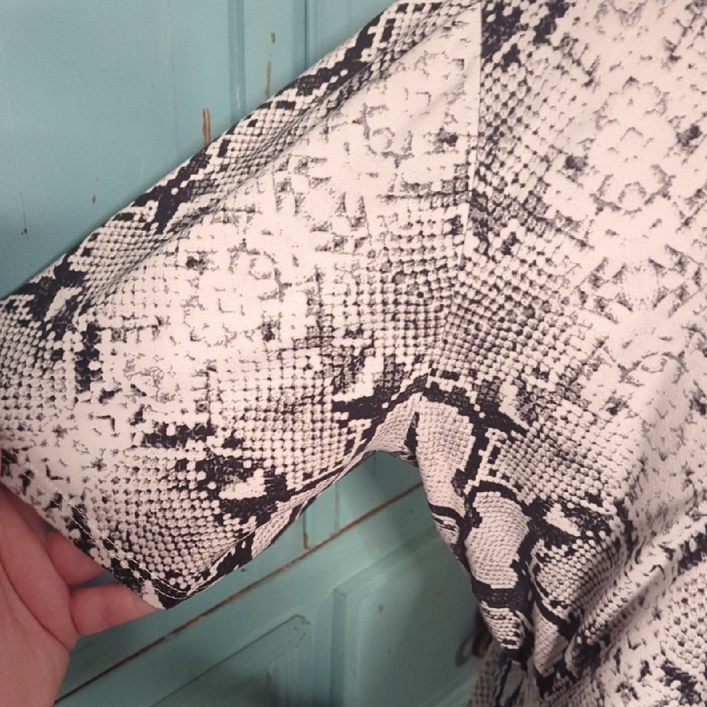 JODIFL Snakeskin Pattern Dress - Picture 3 of 4